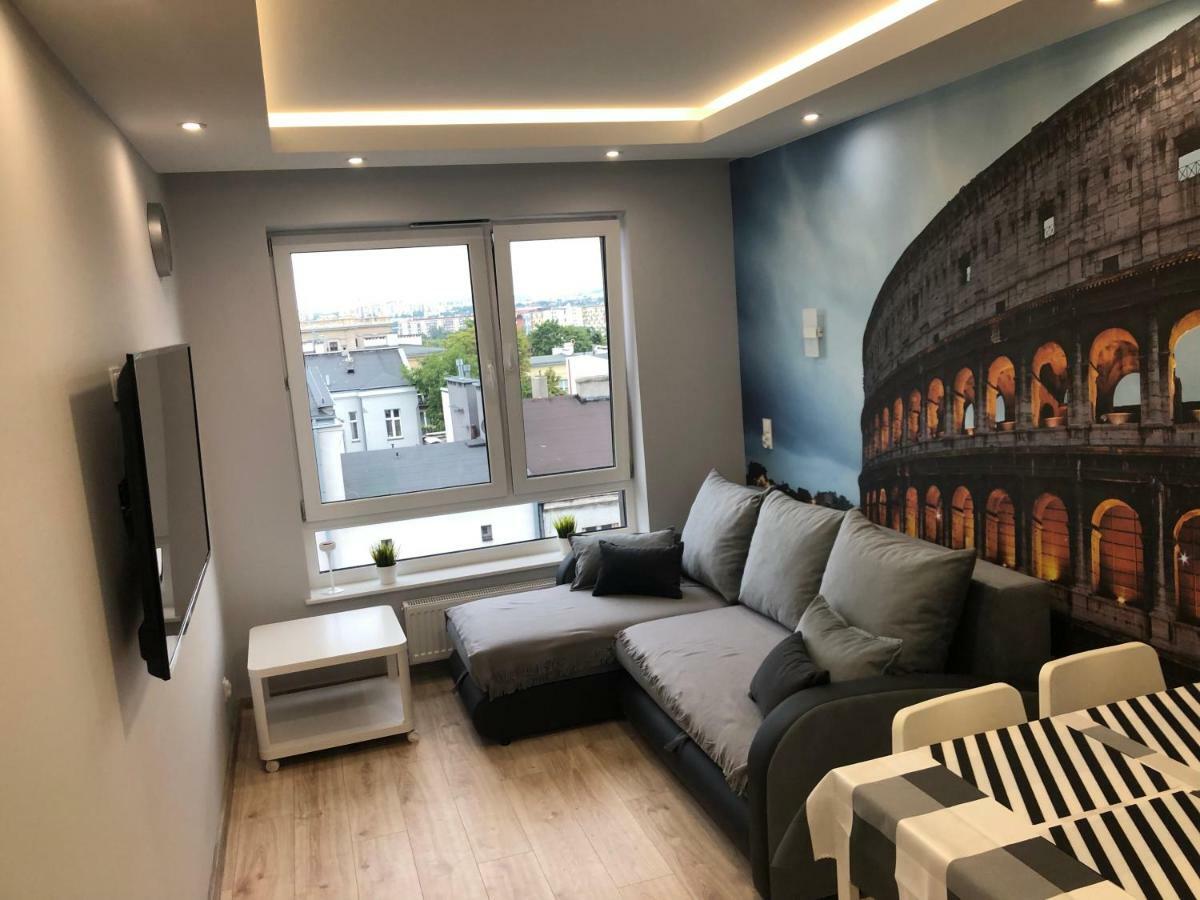 Klimatyzowany Apartament Roma Z Garazem Podziemnym Kielce Eksteriør bilde