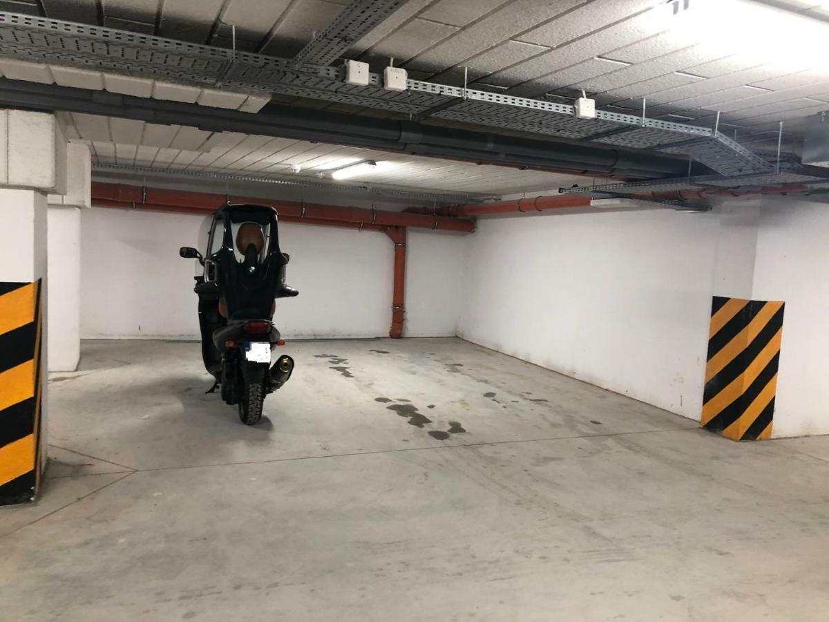 Klimatyzowany Apartament Roma Z Garazem Podziemnym Kielce Eksteriør bilde