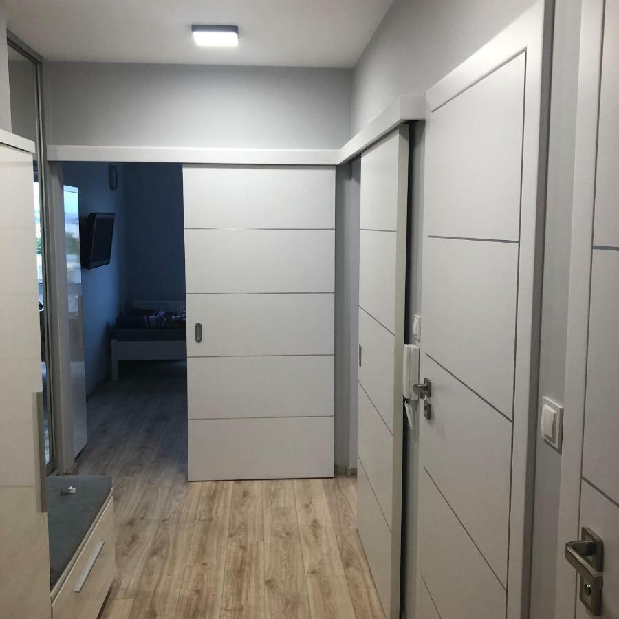 Klimatyzowany Apartament Roma Z Garazem Podziemnym Kielce Eksteriør bilde