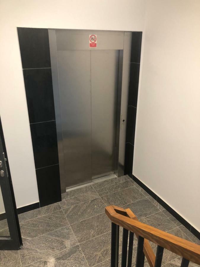 Klimatyzowany Apartament Roma Z Garazem Podziemnym Kielce Eksteriør bilde